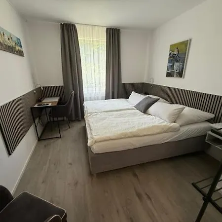 Rheinglueck - Kleines 아파트 풀하임